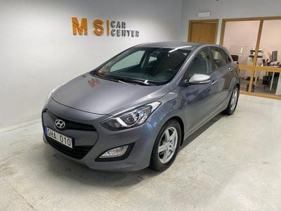 Grå Begagnad 2013 Hyundai i30 Halvkombi | 139 900 kr (Lite dyr)