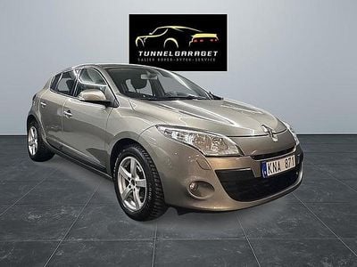 Ljusbrun Begagnad 2009 Renault Mégane III Halvkombi | 45 900 kr (Lite dyr)