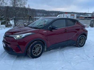 Begagnad 2018 Toyota C-HR SUV | 170 000 kr (Superpris)