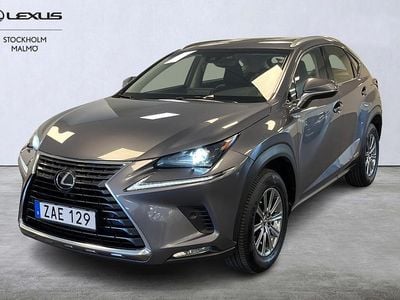 Grå Begagnad 2017 Lexus NX300h Business Edition SUV | 259 000 kr (Marknadspris)