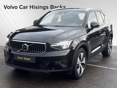 Svart Begagnad 2022 Volvo XC40 Core SUV | 319 900 kr (Marknadspris)