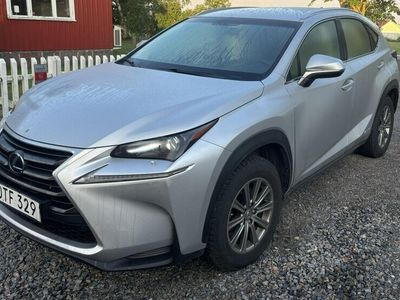 Lexus NX300h