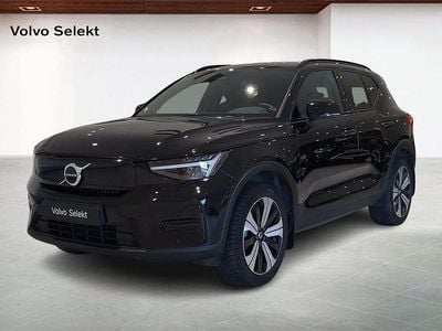 Begagnad Volvo XC40 Core 175 kW (238 HK) 2023 Svart SUV