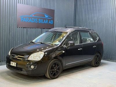 Begagnad Kia Carens 140 HK (102 kW) 2007 Svart Minibuss