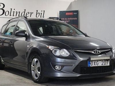 Begagnad Hyundai i30 Select 90 HK (66 kW) 2011 Grå Kombi