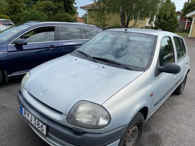Renault Clio II