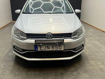 Begagnad VW Polo 90 HK (66 kW) 2017 Silver Halvkombi