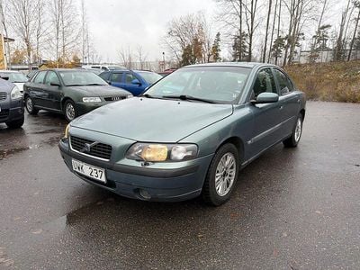 Begagnad Volvo S60 Business Edition 170 HK (125 kW) 2004 Grön Sedan