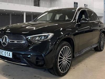 Obsidiansvart metallic Begagnad 2025 Mercedes GLC300 Advanced Plus | 699 000 kr