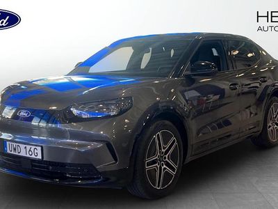 Grå (grey) Ny 2025 Ford Capri Premium Halvkombi | 623 000 kr