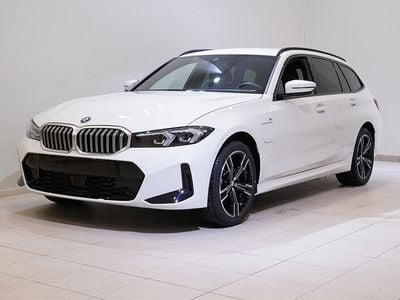 BMW 330e