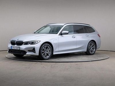 BMW 330e