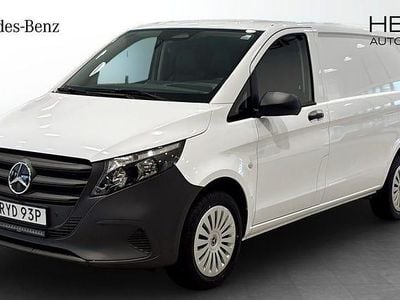 Vit Begagnad 2024 Mercedes Vito Van | 499 875 kr