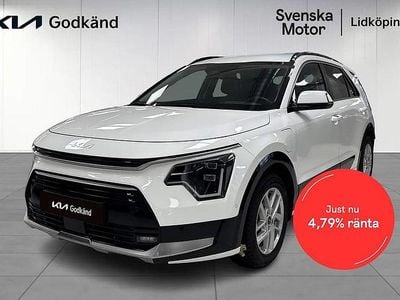 Begagnad Kia Niro Advance 185 HK (136 kW) 2023 Vit SUV