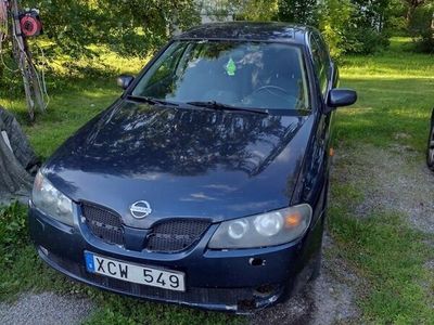 begagnad Nissan Almera 5-dörrar 1.8 Euro 4