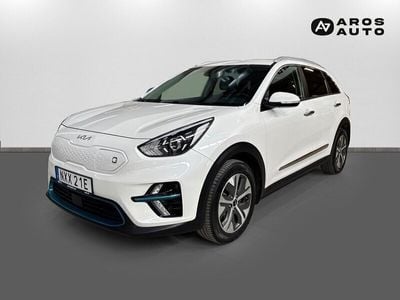 Vit (snow white pearl) Begagnad 2022 Kia e-Niro Advance SUV | 264 900 kr (Bra pris)