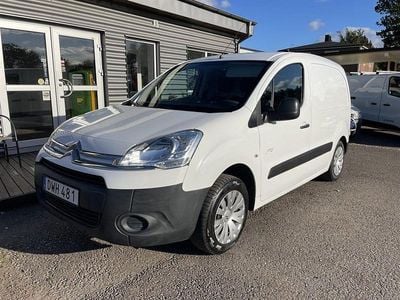 Vit Begagnad 2015 Citroën Berlingo Minibuss | 67 000 kr