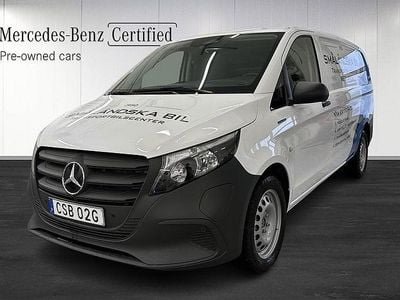 Vit Begagnad 2025 Mercedes e-Vito Minibuss | 599 000 kr (Bra pris)