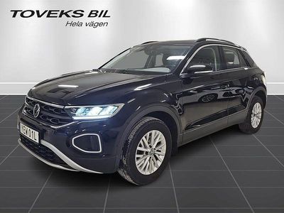 Svart Begagnad 2023 VW T-Roc SUV | 214 900 kr (Marknadspris)