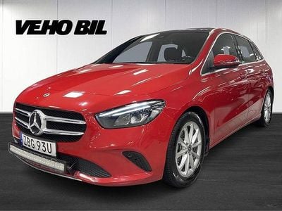 Begagnad Mercedes B200 150 HK (110 kW) 2019 Röd Minibuss