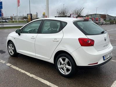 Begagnad 2011 Seat Ibiza Halvkombi | 24 900 kr (Marknadspris)