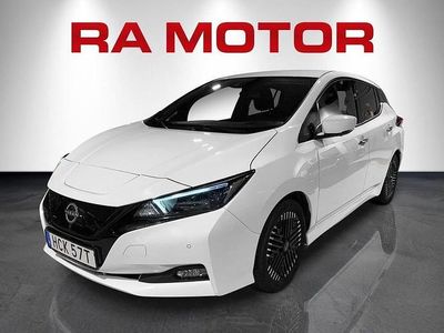 Vit Begagnad 2022 Nissan Leaf 360º Halvkombi | 178 800 kr (Marknadspris)