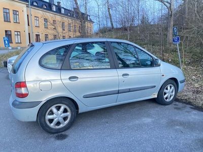 begagnad Renault Scénic 1.6