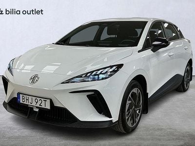 Begagnad MG MG4 EV 125 kW (170 HK) 2023 Vit Halvkombi