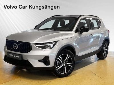 Silver Begagnad 2024 Volvo XC40 Plus SUV | 379 900 kr (Marknadspris)