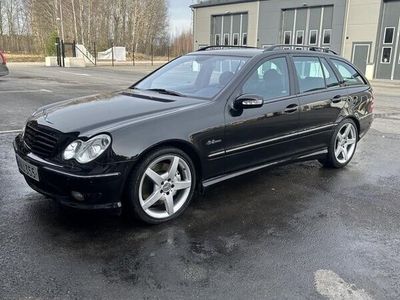 Mercedes C32 AMG