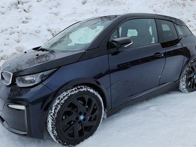 Begagnad BMW i3 135 kW (184 HK) 2018 Imperial blue / frozen grey met Halvkombi