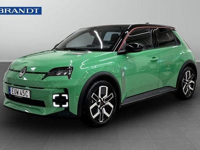 Grön Begagnad 2025 Renault 5 E-Tech Techno Halvkombi | 389 900 kr (Marknadspris)