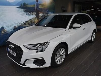 Ibisvit Begagnad 2022 Audi A3 Proline Sedan | 249 000 kr (Marknadspris)