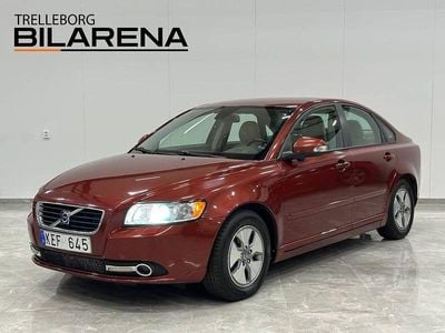 Röd Begagnad 2009 Volvo S40 Summum Sedan | 49 900 kr (Lite dyr)