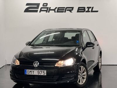 Begagnad VW Golf VII Style 105 HK (77 kW) 2014 Svart Halvkombi