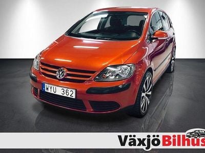 Röd Begagnad 2005 VW Golf Plus Minibuss | 47 900 kr