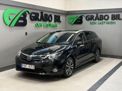 Svart Begagnad 2013 Toyota Avensis Executive Kombi | 99 900 kr (Marknadspris)
