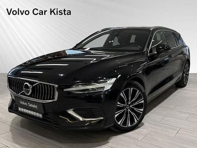 Svart Begagnad 2023 Volvo V60 Core Kombi | 349 900 kr (Marknadspris)