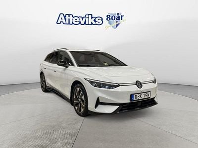 Begagnad VW ID.7 Pro 213 kW (290 HK) 2024 Vit Kombi