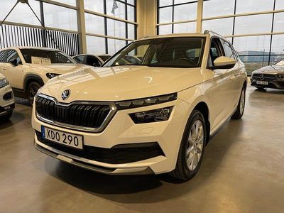 Vit Begagnad 2022 Skoda Kamiq Adventure SUV | 239 900 kr (Marknadspris)