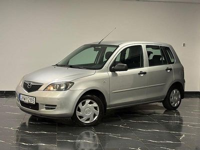 Grå Begagnad 2006 Mazda 2 Halvkombi | 39 900 kr