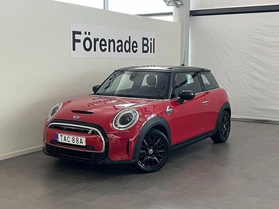 Röd Begagnad 2022 Mini Cooper SE Halvkombi | 239 000 kr (Dyr)