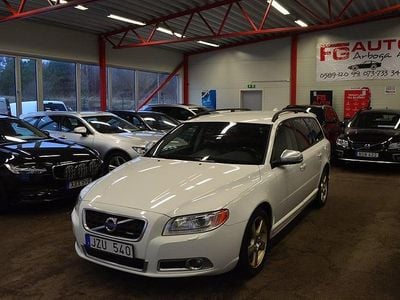Vit Begagnad 2013 Volvo V70 R-Design Kombi | 109 900 kr (Marknadspris)