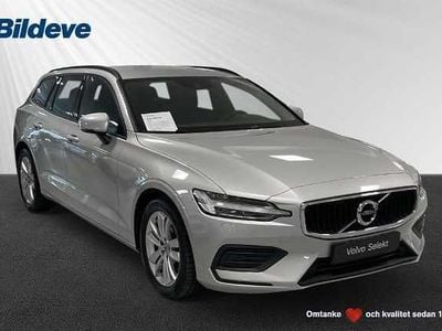 Vit Begagnad 2020 Volvo V60 Momentum Kombi | 249 900 kr (Bra pris)