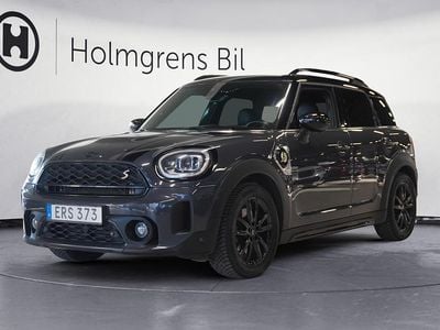 Grå Begagnad 2021 Mini Cooper Countryman SUV | 249 800 kr (Dyr)