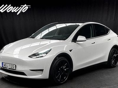 Begagnad Tesla Model Y Long Range AWD 378 kW (514 HK) 2024 Vit SUV