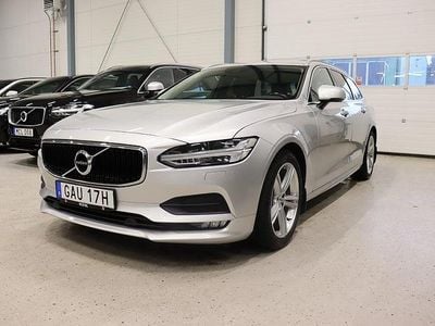 Silver Begagnad 2019 Volvo V90 Momentum Kombi | 259 700 kr (Marknadspris)