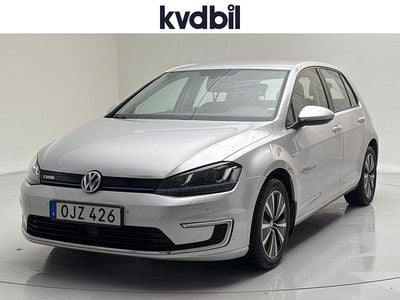 Begagnad VW e-Golf 84 kW (115 HK) 2017 Silver Halvkombi