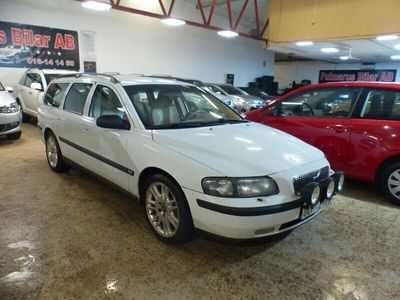 begagnad Volvo V70 2.4 Business Automat Ny Servad & Ny Besiktigad