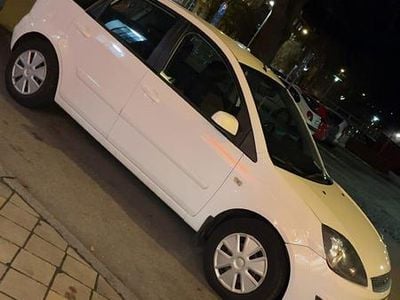 Begagnad 2008 Ford Fiesta Halvkombi | 15 000 kr (Marknadspris)